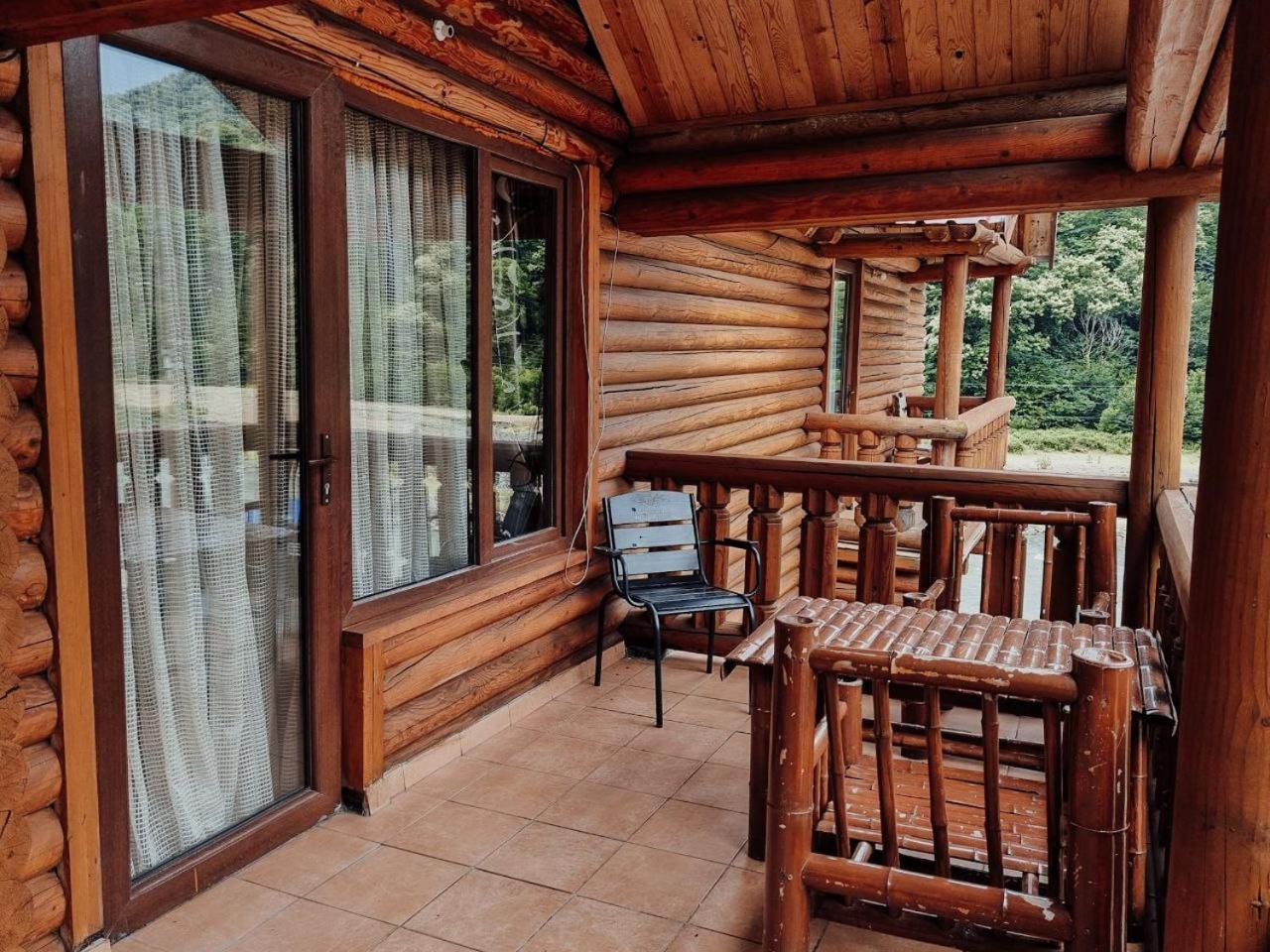 Hotel Chveneburi Machakhlispiri Bagian luar foto